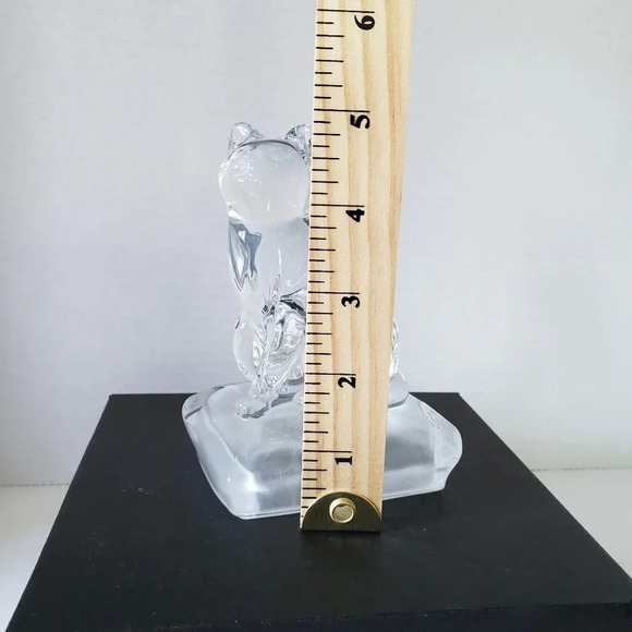Vtg,Crystal D'arques,Lead Crystal Cat  on a Frosted Bed. - Picture 8 of 8